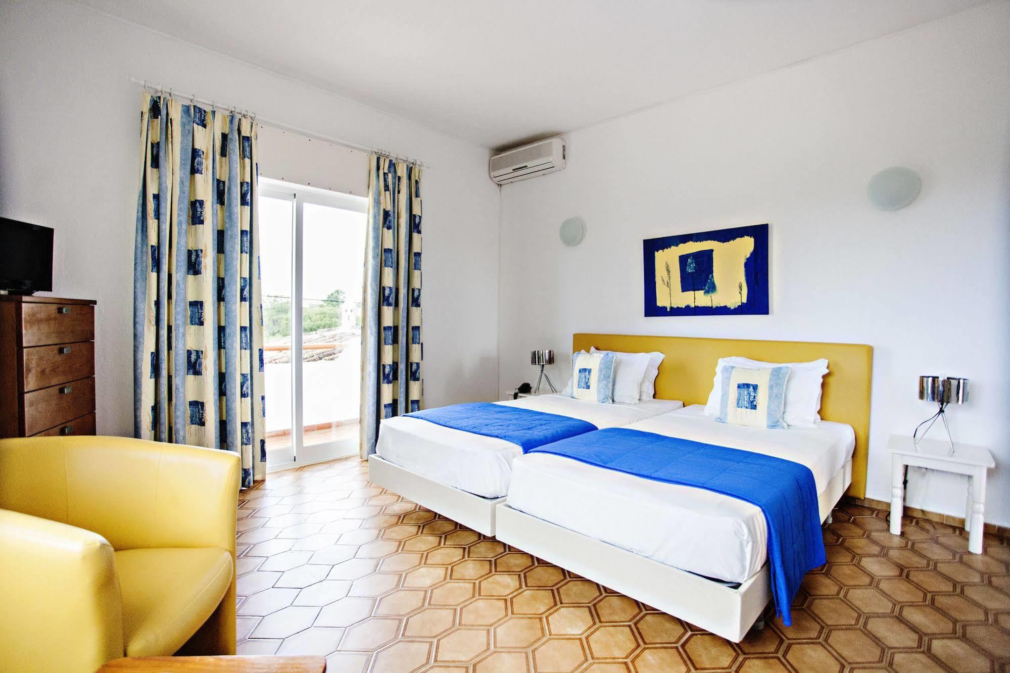 Apartamentos Turisticos Gida By Umbral Quarteira Exterior photo